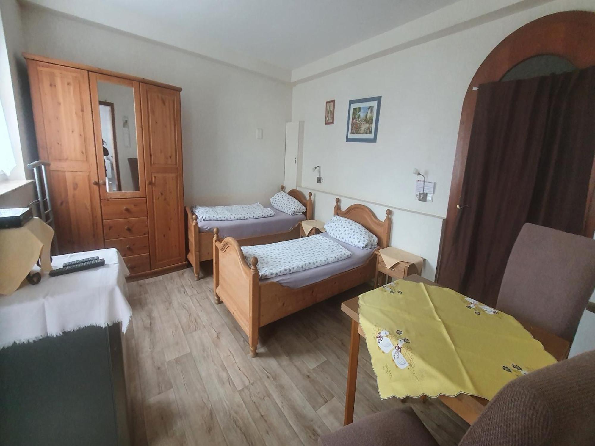 Large Detached Holiday Home In Hesse With Private Garden And Terrace هومبرغ المظهر الخارجي الصورة