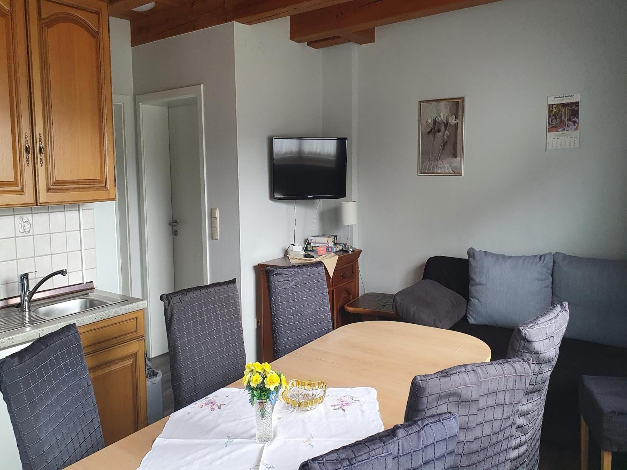 Large Detached Holiday Home In Hesse With Private Garden And Terrace هومبرغ المظهر الخارجي الصورة